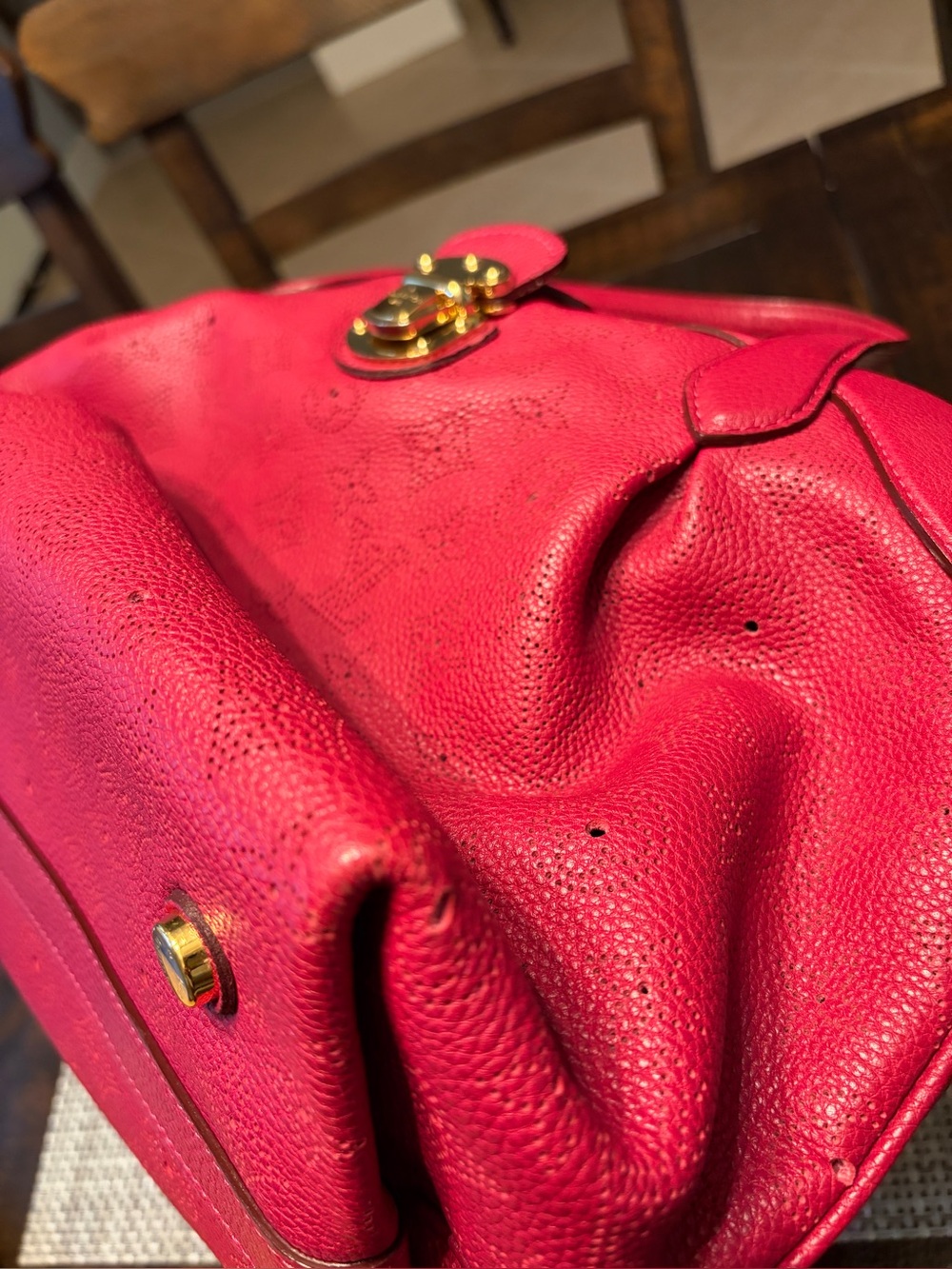 Louis Vuitton Grenat Monogram Mahina Leather Cirrus PM Bag w/ matching wallet - Picture 11 of 17